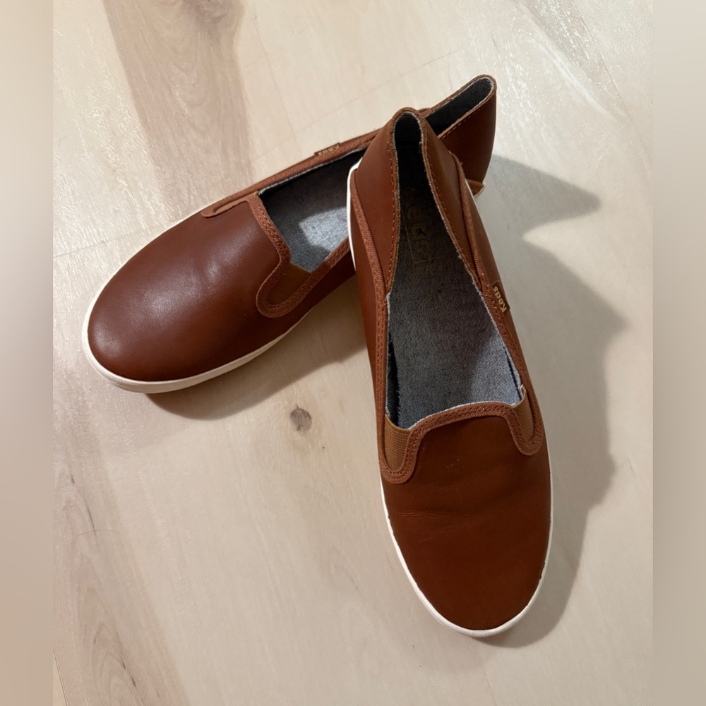 Keds slip-on leather sneakers NWOT